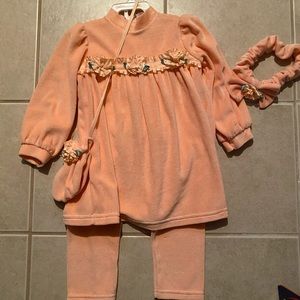 - 4 pc velvet outfit